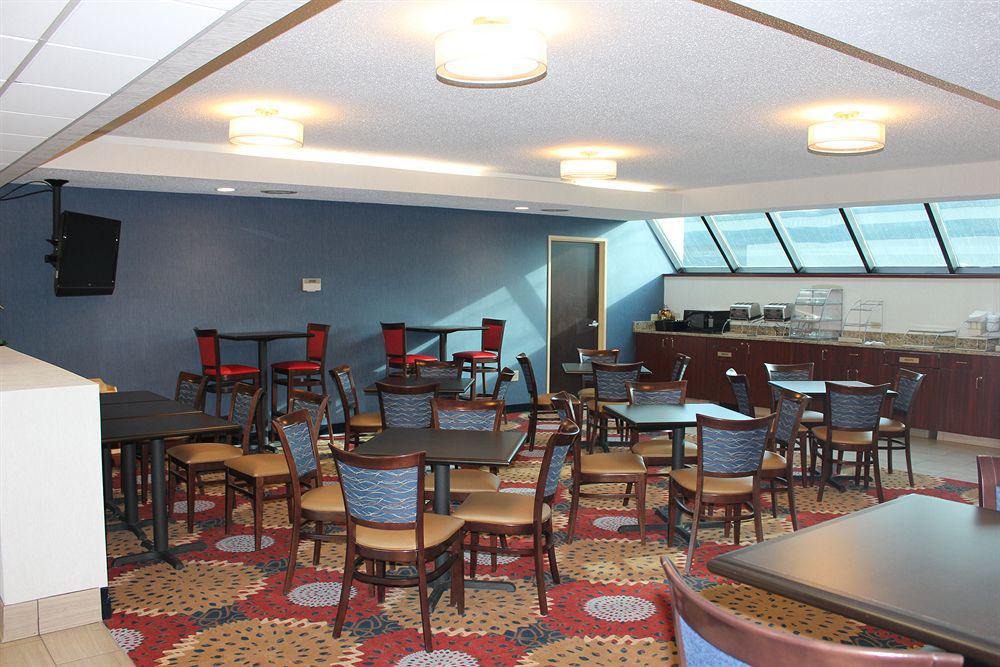Fairfield By Marriott Inn & Suites Madison South Exterior foto