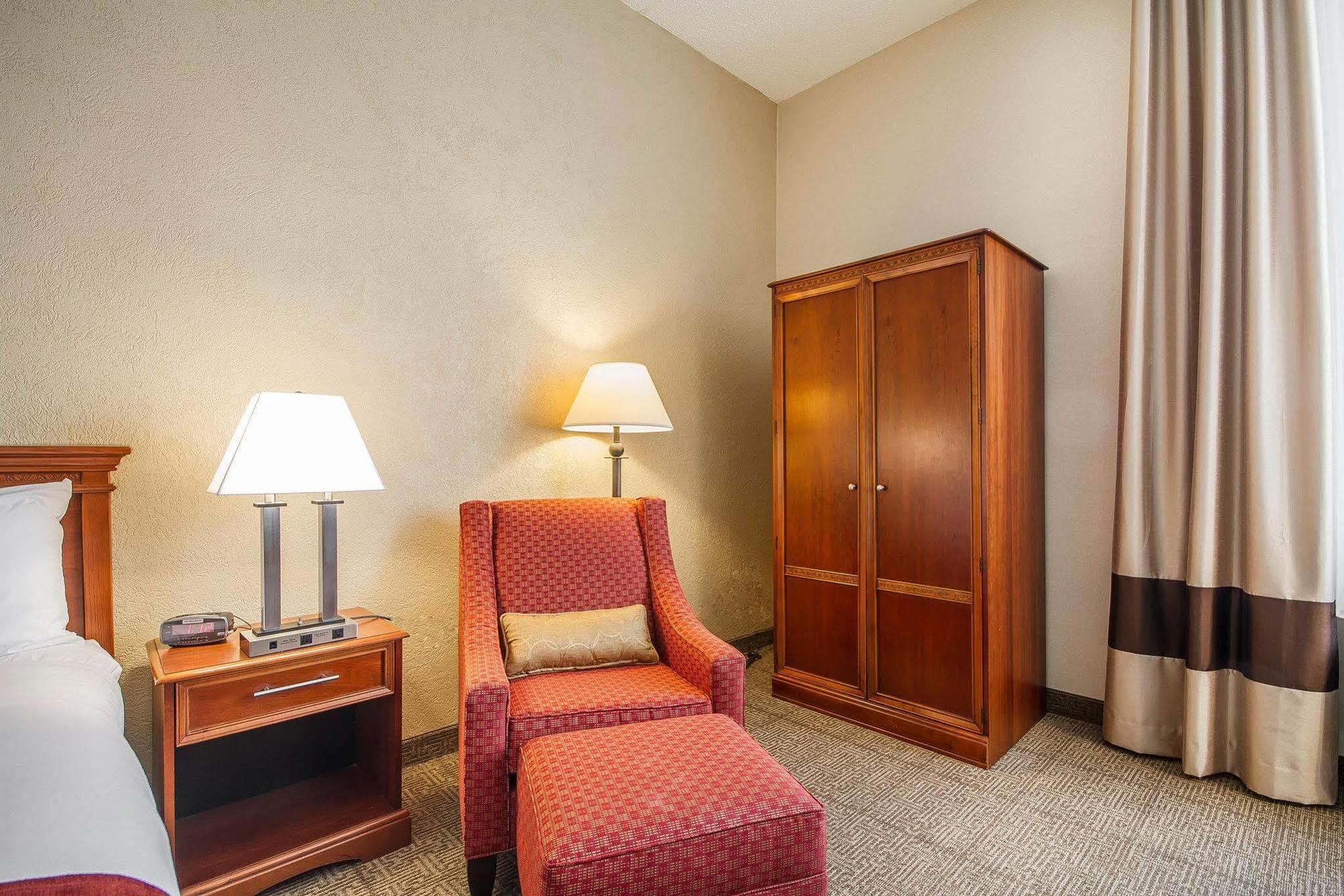 Fairfield By Marriott Inn & Suites Madison South Exterior foto